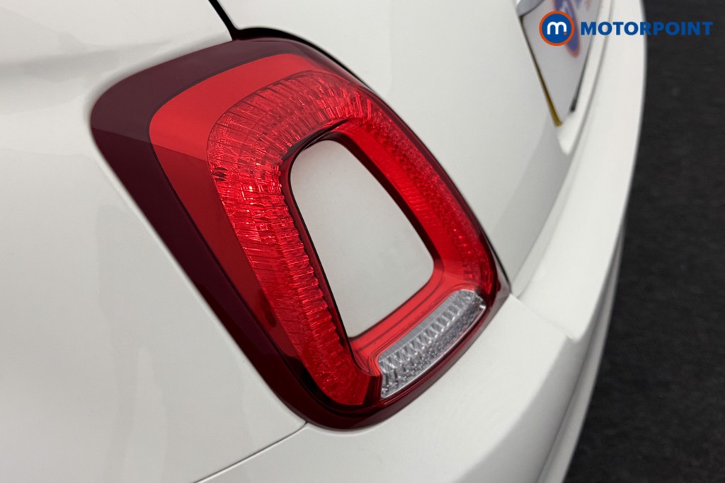 Fiat 500 Dolcevita Manual Petrol-Electric Hybrid Hatchback - Stock Number (1576747) - 20th supplementary image