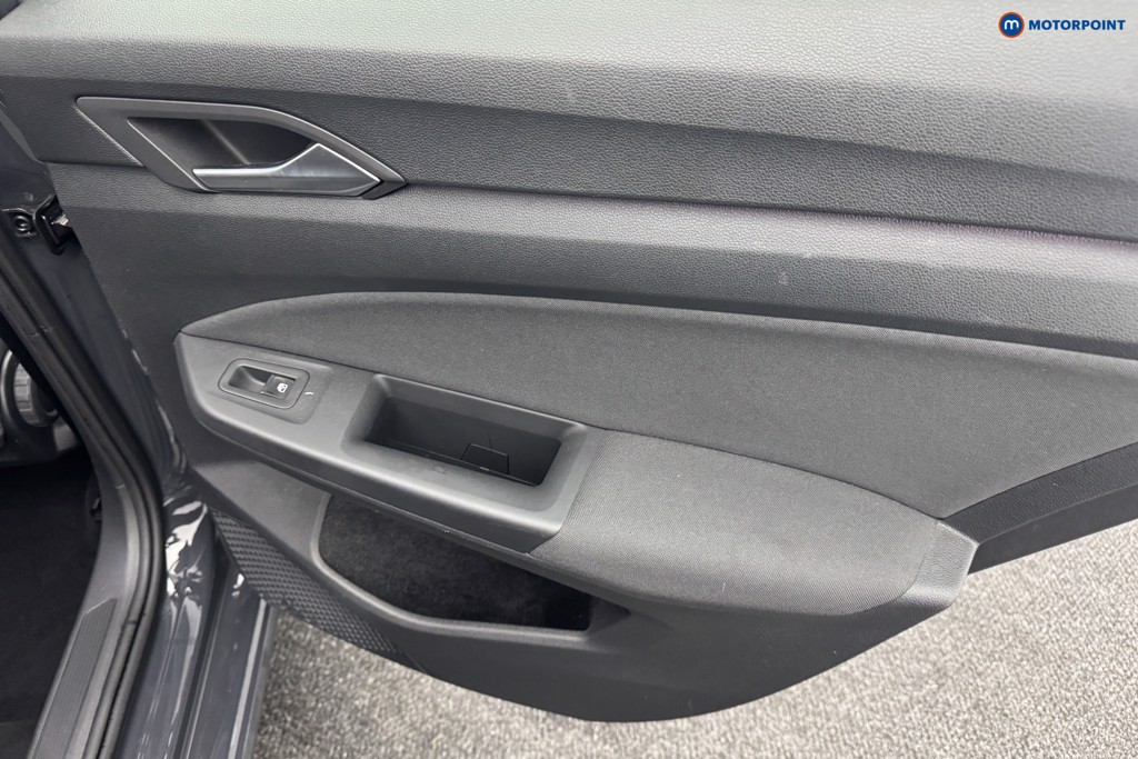 Volkswagen Golf Life Manual Petrol Hatchback - Stock Number (1577034) - 24th supplementary image