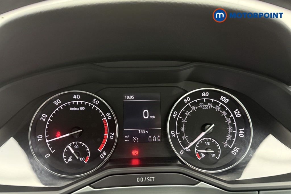 Skoda Superb SE Manual Petrol Hatchback - Stock Number (1577059) - 4th supplementary image