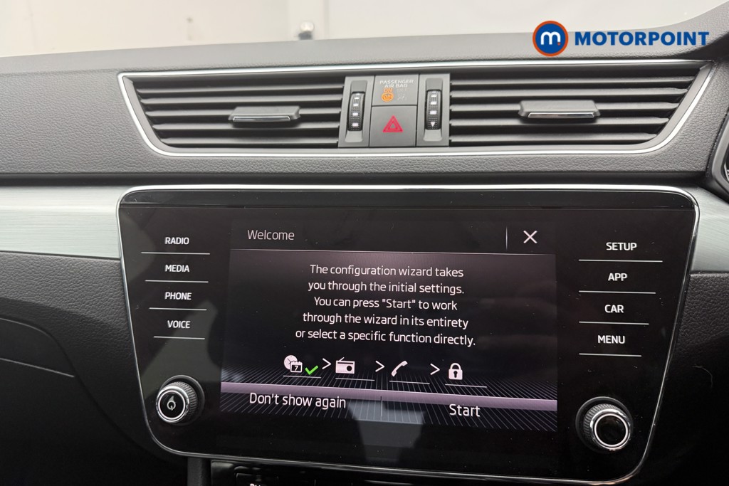 Skoda Superb SE Manual Petrol Hatchback - Stock Number (1577059) - 5th supplementary image