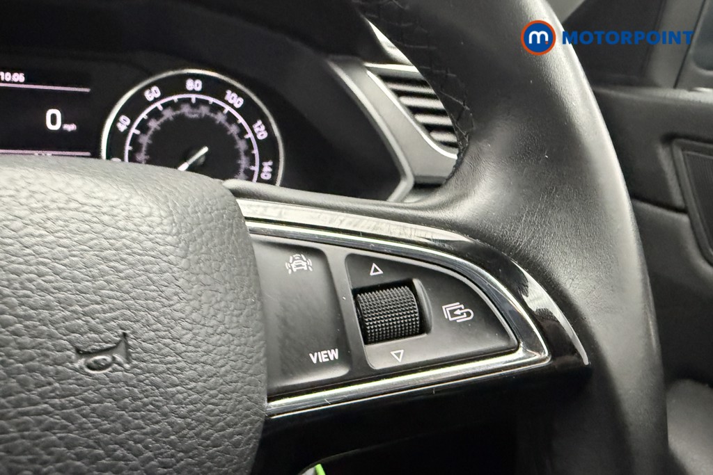 Skoda Superb SE Manual Petrol Hatchback - Stock Number (1577059) - 11th supplementary image