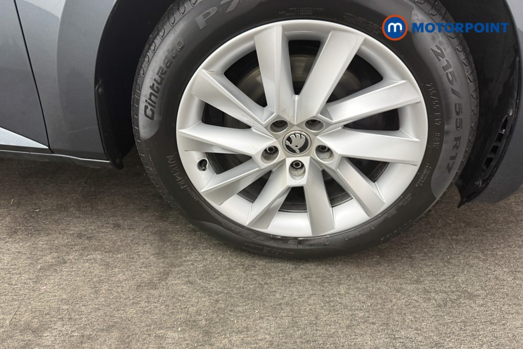 Skoda Superb SE Manual Petrol Hatchback - Stock Number (1577059) - 15th supplementary image