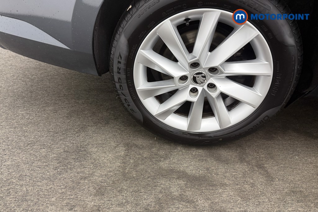 Skoda Superb SE Manual Petrol Hatchback - Stock Number (1577059) - 16th supplementary image