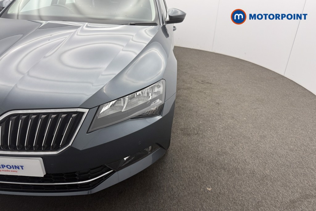 Skoda Superb SE Manual Petrol Hatchback - Stock Number (1577059) - 20th supplementary image