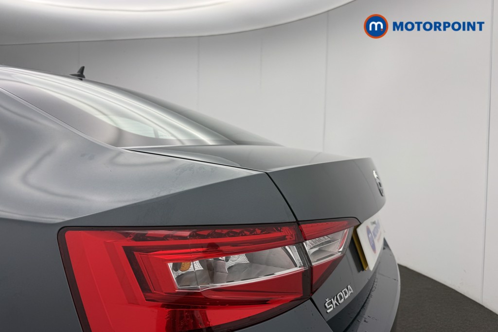 Skoda Superb SE Manual Petrol Hatchback - Stock Number (1577059) - 23rd supplementary image