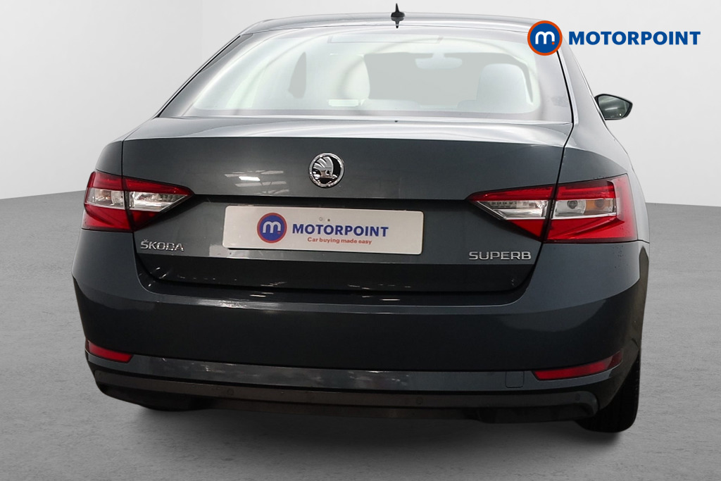 Skoda Superb SE Manual Petrol Hatchback - Stock Number (1577059) - Drivers side rear corner