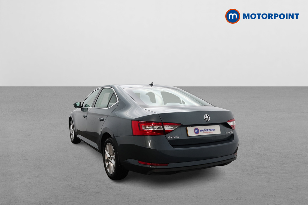Skoda Superb SE Manual Petrol Hatchback - Stock Number (1577059) - Rear bumper