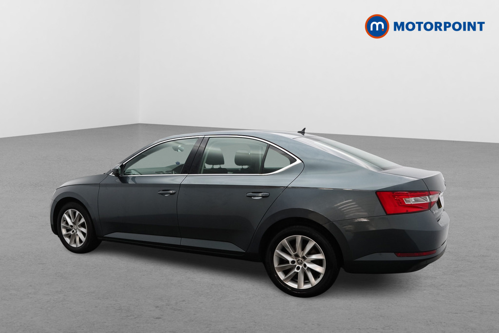 Skoda Superb SE Manual Petrol Hatchback - Stock Number (1577059) - Passenger side rear corner