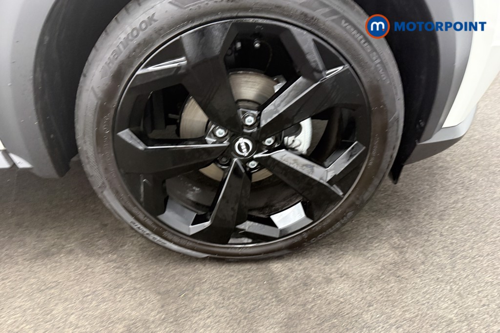 Nissan Juke Tekna Manual Petrol SUV - Stock Number (1577150) - 20th supplementary image