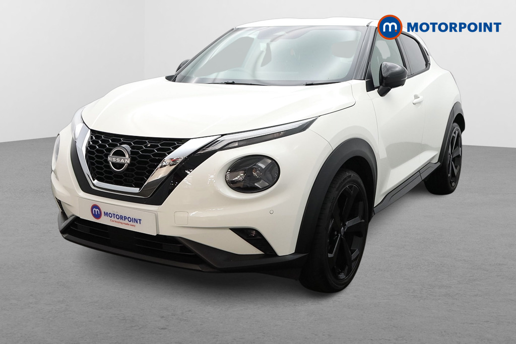 Nissan Juke Tekna Manual Petrol SUV - Stock Number (1577150) - Passenger side front corner