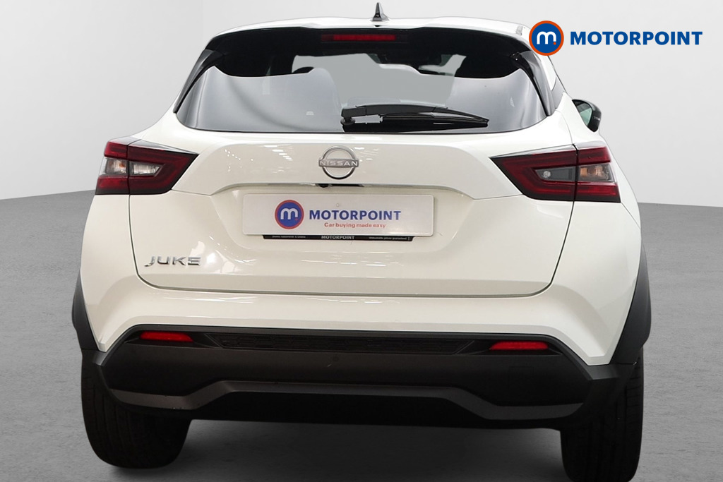 Nissan Juke Tekna Manual Petrol SUV - Stock Number (1577150) - Drivers side rear corner
