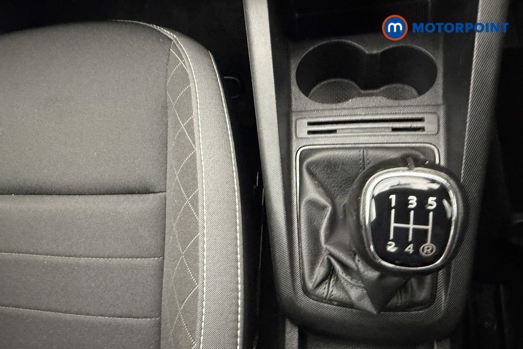 Skoda Fabia Colour Edition Manual Petrol Hatchback - Stock Number (1577231) - 9th supplementary image