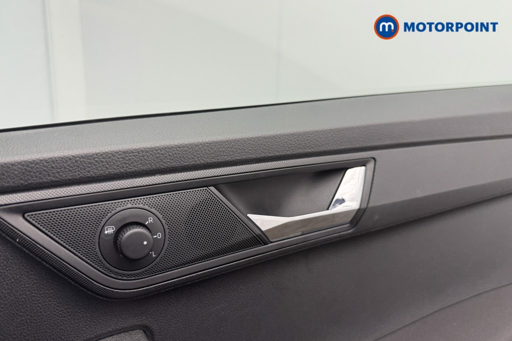 Skoda Fabia Colour Edition Manual Petrol Hatchback - Stock Number (1577231) - 13th supplementary image