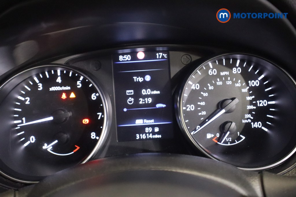 Nissan Qashqai N-Connecta Manual Petrol SUV - Stock Number (1577373) - 4th supplementary image