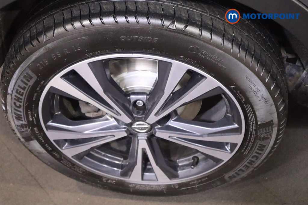Nissan Qashqai N-Connecta Manual Petrol SUV - Stock Number (1577373) - 12th supplementary image