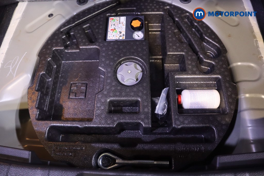 Nissan Qashqai N-Connecta Manual Petrol SUV - Stock Number (1577373) - 30th supplementary image
