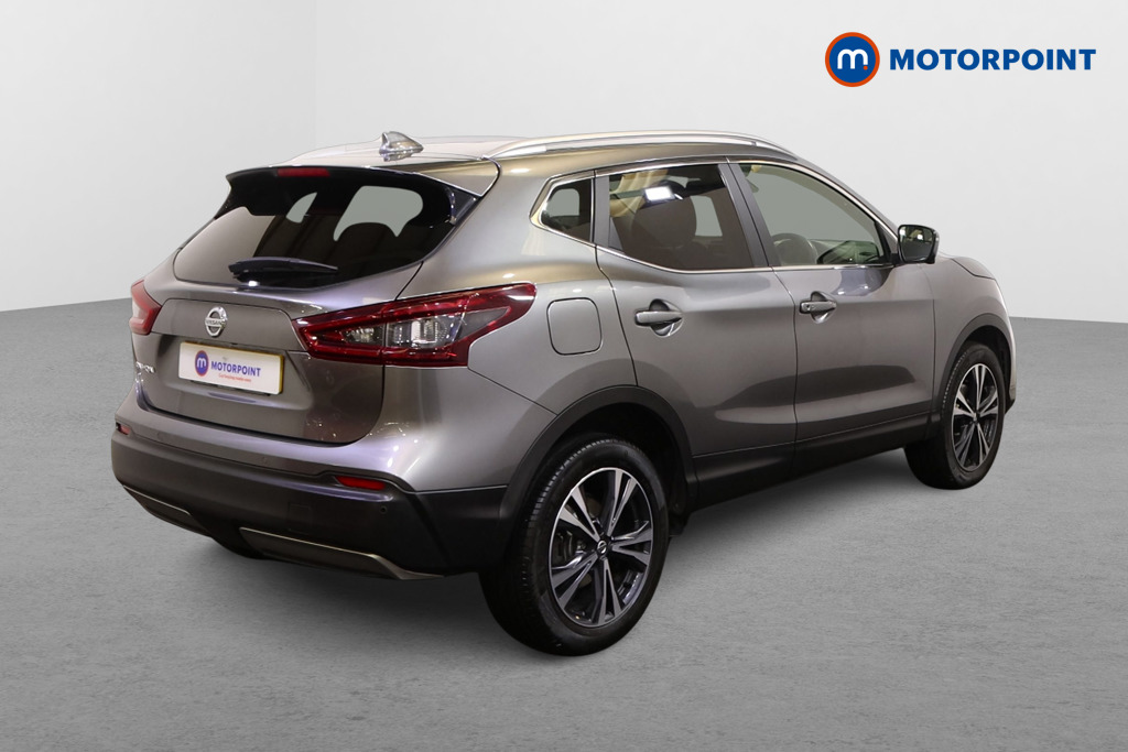 Nissan Qashqai N-Connecta Manual Petrol SUV - Stock Number (1577373) - Drivers side rear corner