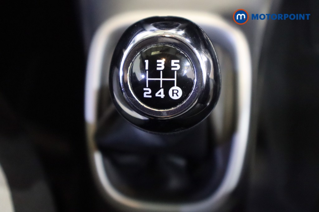 Toyota Aygo X-Play Manual Petrol Hatchback - Stock Number (1577391) - 5th supplementary image
