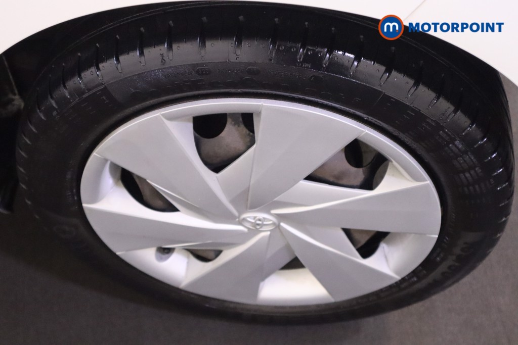 Toyota Aygo X-Play Manual Petrol Hatchback - Stock Number (1577391) - 9th supplementary image