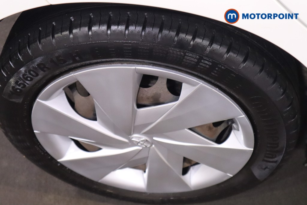 Toyota Aygo X-Play Manual Petrol Hatchback - Stock Number (1577391) - 12th supplementary image