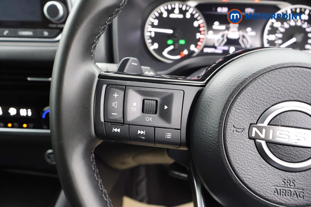 Nissan Qashqai Acenta Premium Automatic Petrol SUV - Stock Number (1577533) - 2nd supplementary image