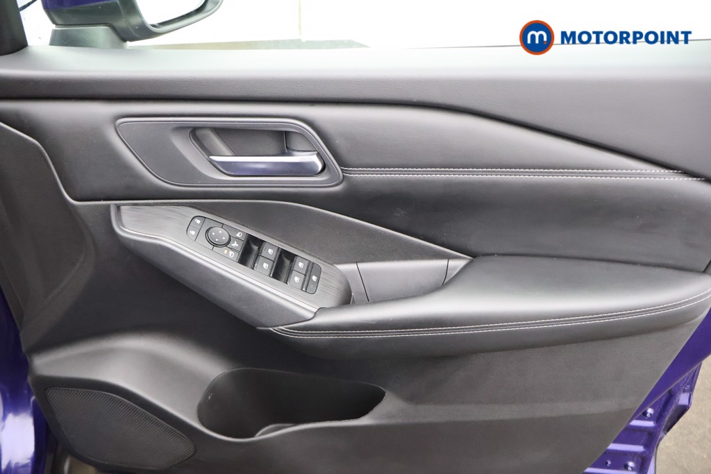 Nissan Qashqai Acenta Premium Manual Petrol SUV - Stock Number (1577565) - 9th supplementary image