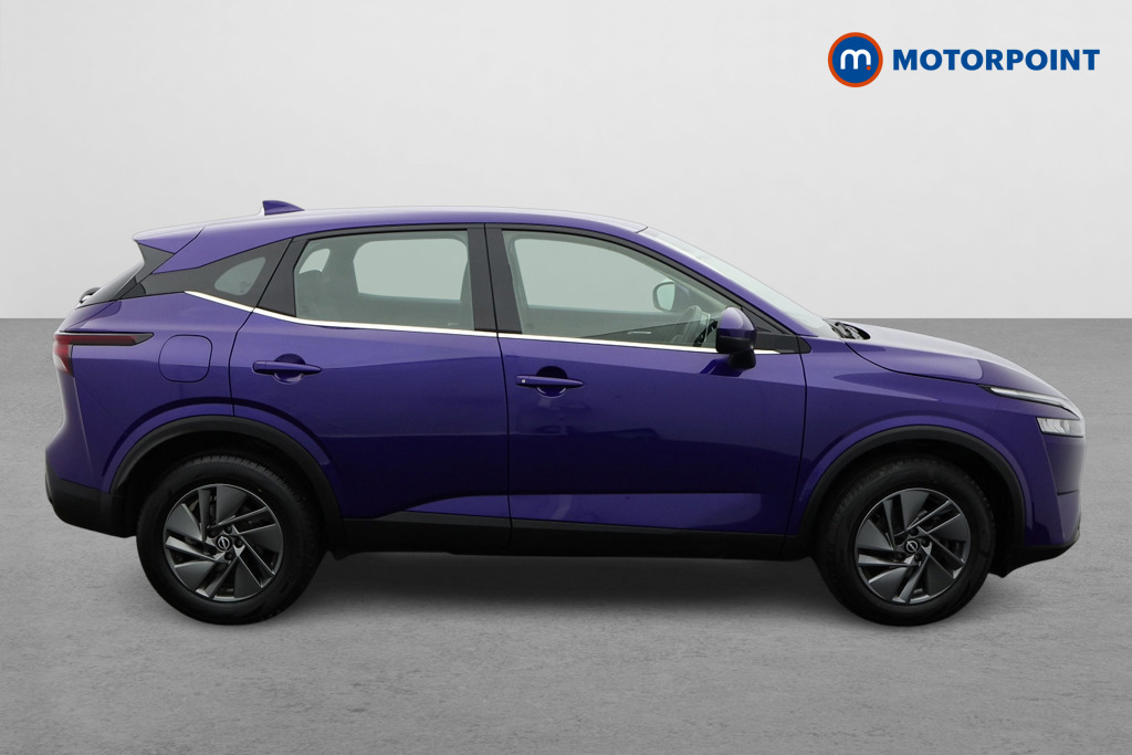 Nissan Qashqai Acenta Premium Manual Petrol SUV - Stock Number (1577565) - Drivers side