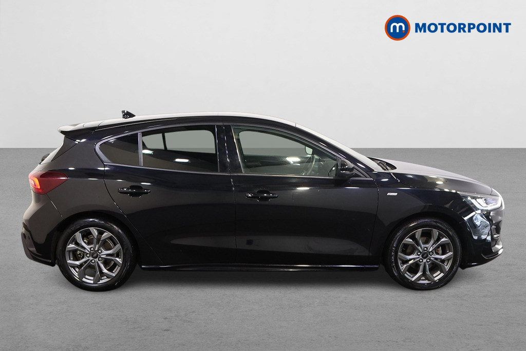 Ford Focus St-Line Manual Petrol Hatchback - Stock Number (1577644) - Drivers side