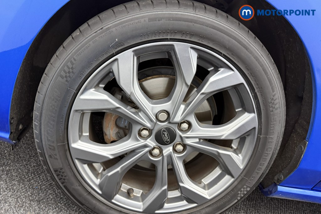 Ford Focus St-Line Edition Manual Petrol-Electric Hybrid Hatchback - Stock Number (1577845) - 28th supplementary image