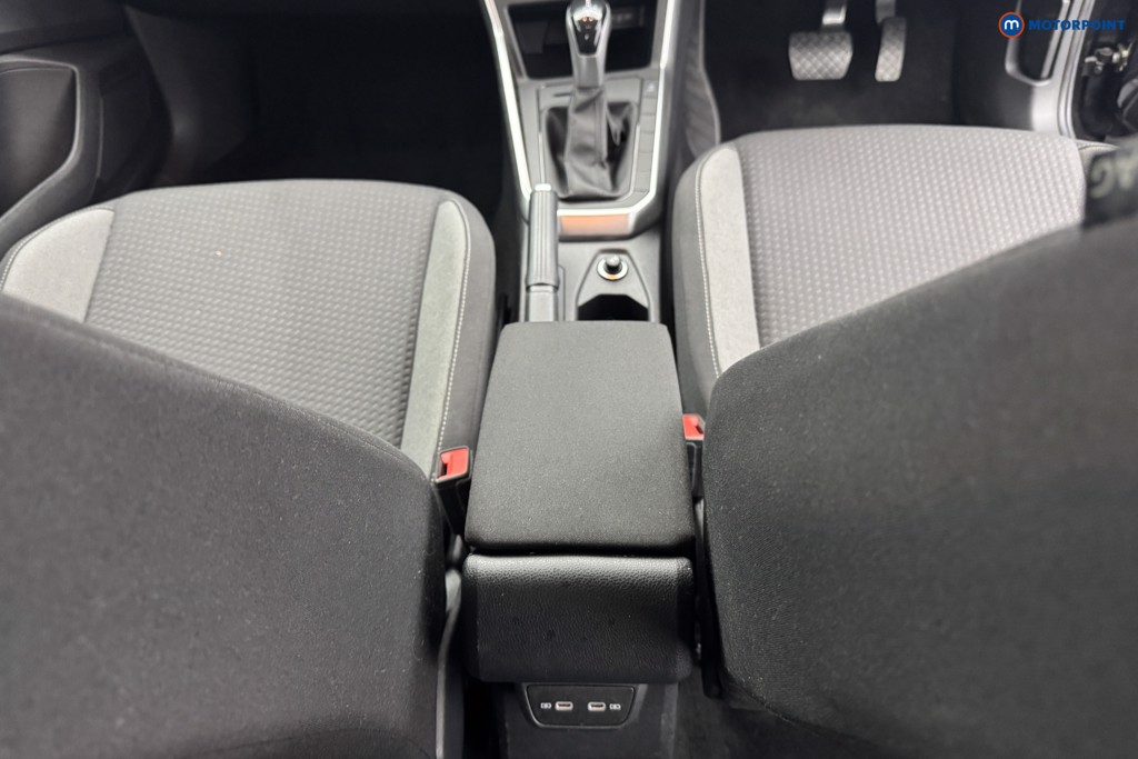 Volkswagen Polo Life Automatic Petrol Hatchback - Stock Number (1577951) - 10th supplementary image