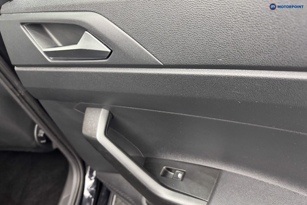 Volkswagen Polo Life Automatic Petrol Hatchback - Stock Number (1577951) - 23rd supplementary image
