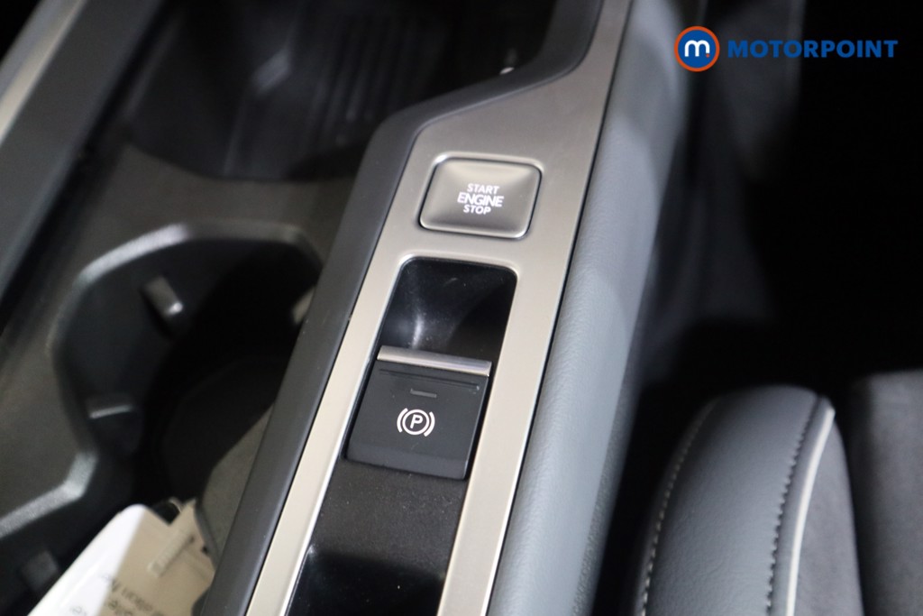 Volkswagen Passat Life Automatic Petrol Plug-In Hybrid Estate - Stock Number (1578119) - 7th supplementary image