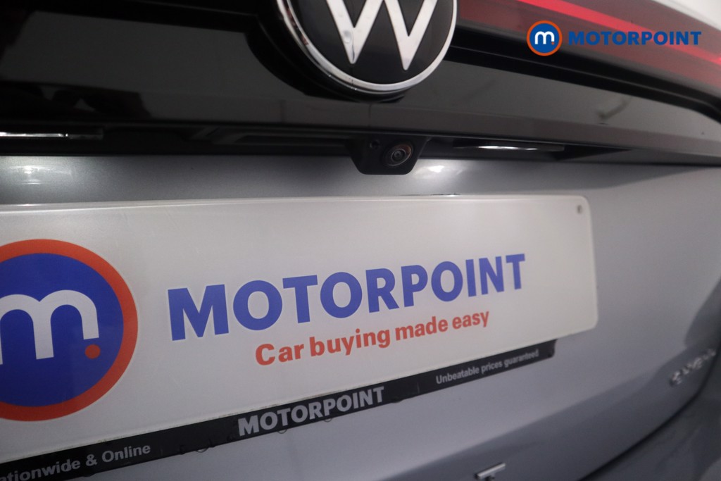Volkswagen Passat Life Automatic Petrol Plug-In Hybrid Estate - Stock Number (1578119) - 21st supplementary image