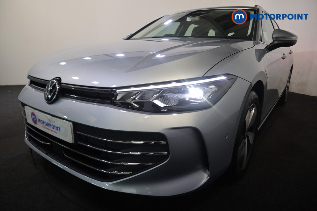 Volkswagen Passat Life Automatic Petrol Plug-In Hybrid Estate - Stock Number (1578119) - 26th supplementary image