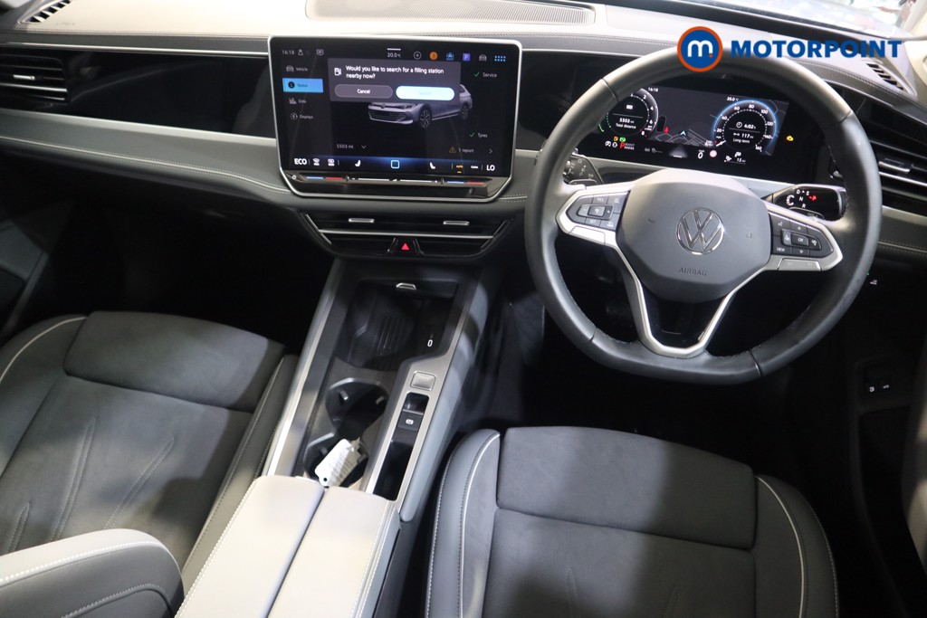 Volkswagen Passat Life Automatic Petrol Plug-In Hybrid Estate - Stock Number (1578119) - 1st supplementary image