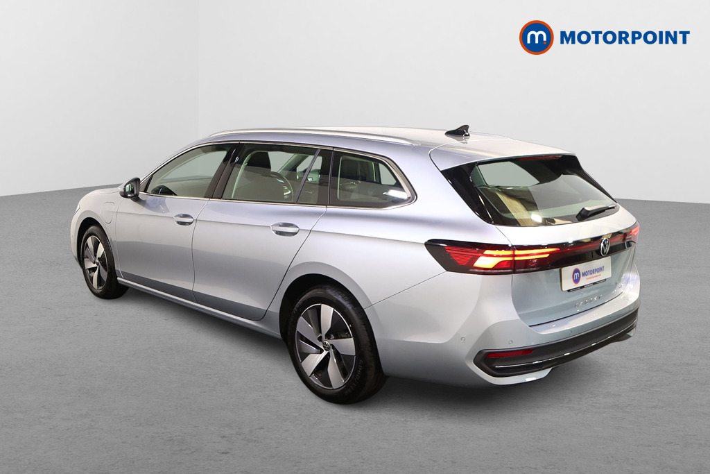 Volkswagen Passat Life Automatic Petrol Plug-In Hybrid Estate - Stock Number (1578119) - Passenger side rear corner