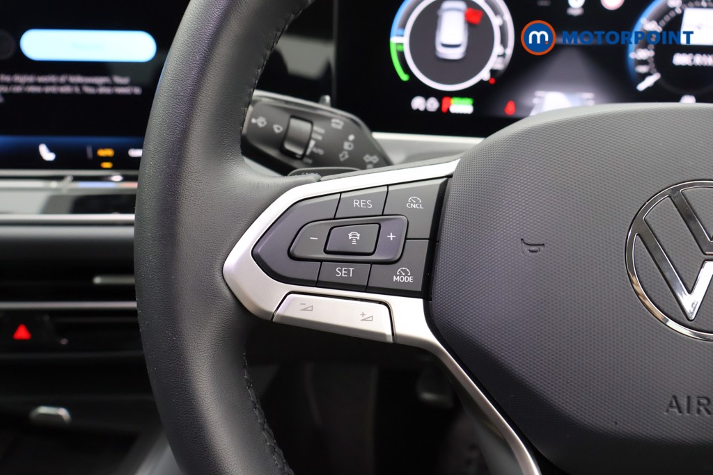 Volkswagen Passat Life Automatic Petrol Plug-In Hybrid Estate - Stock Number (1578126) - 2nd supplementary image