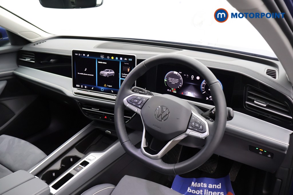 Volkswagen Passat Life Automatic Petrol Plug-In Hybrid Estate - Stock Number (1578129) - 11th supplementary image