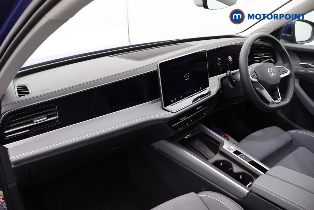 Volkswagen Passat Life Automatic Petrol Plug-In Hybrid Estate - Stock Number (1578129) - 14th supplementary image