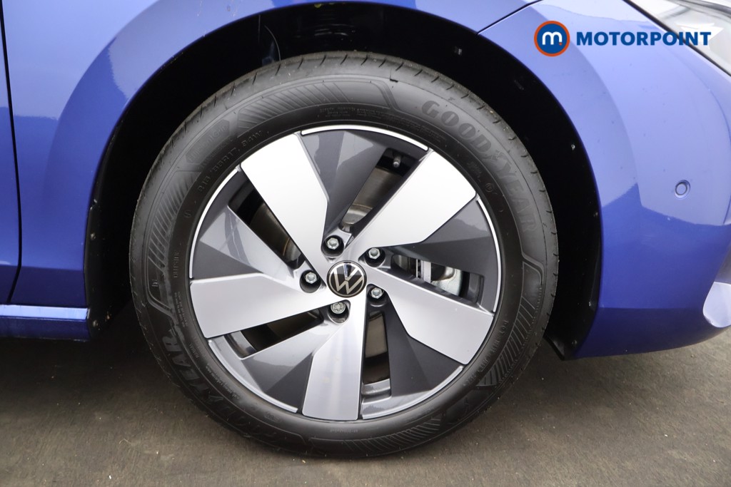 Volkswagen Passat Life Automatic Petrol Plug-In Hybrid Estate - Stock Number (1578129) - 18th supplementary image