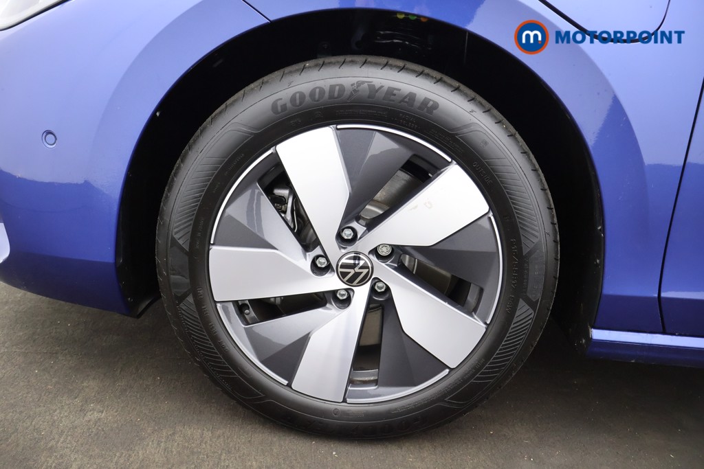 Volkswagen Passat Life Automatic Petrol Plug-In Hybrid Estate - Stock Number (1578129) - 19th supplementary image