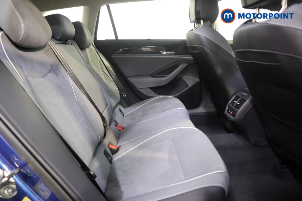 Volkswagen Passat Life Automatic Petrol Plug-In Hybrid Estate - Stock Number (1578141) - 13th supplementary image
