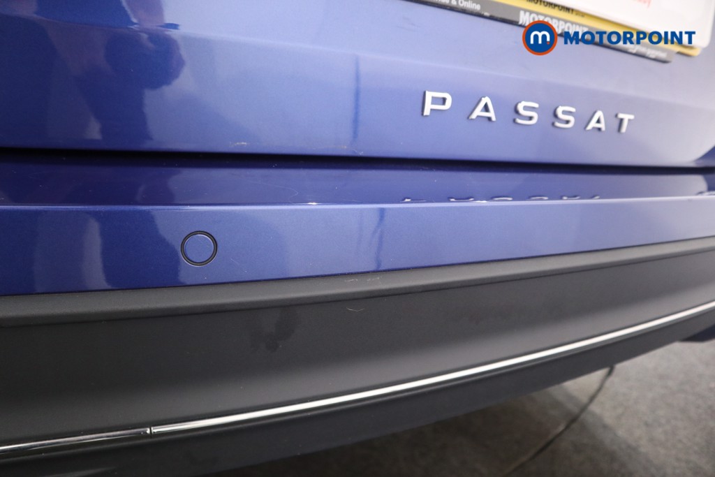 Volkswagen Passat Life Automatic Petrol Plug-In Hybrid Estate - Stock Number (1578141) - 20th supplementary image