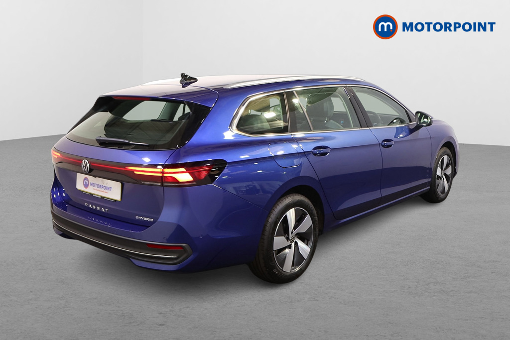 Volkswagen Passat Life Automatic Petrol Plug-In Hybrid Estate - Stock Number (1578141) - Drivers side rear corner