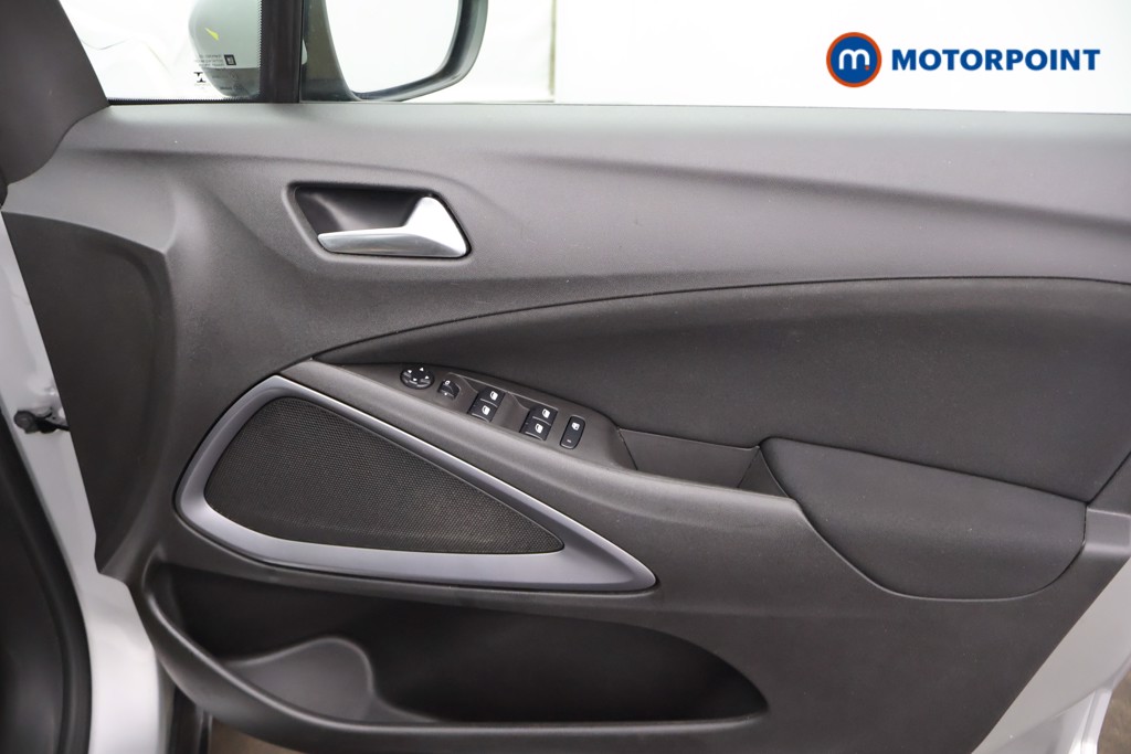 Vauxhall Crossland X SE Manual Petrol SUV - Stock Number (1579261) - 9th supplementary image