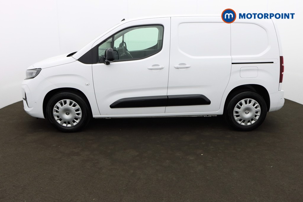 Vauxhall Combo Cargo PRO Automatic Electric Panel Van - Stock Number (1579612) - Passenger side