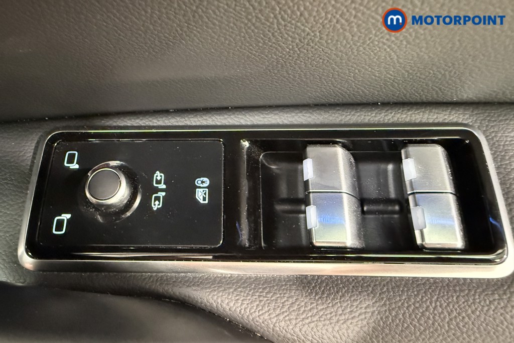 Jaguar XF R-Dynamic Se Black Automatic Diesel Saloon - Stock Number (1579653) - 16th supplementary image
