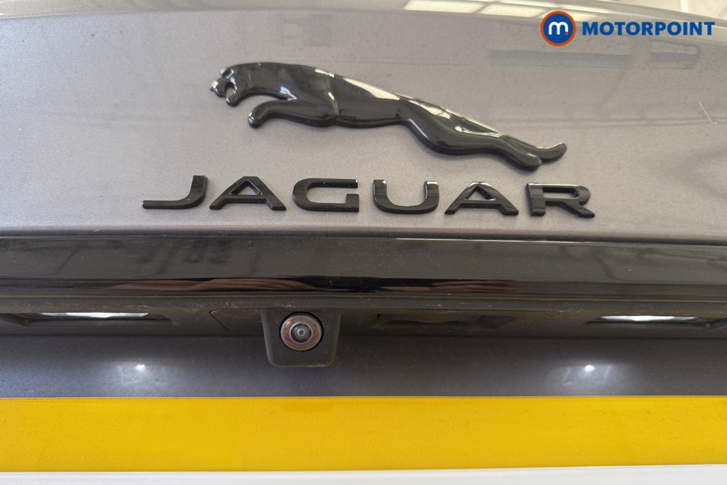 Jaguar XF R-Dynamic Se Black Automatic Diesel Saloon - Stock Number (1579653) - 28th supplementary image