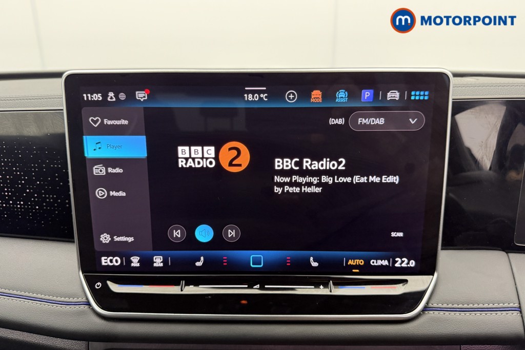 Volkswagen Tiguan R-Line Automatic Petrol Plug-In Hybrid SUV - Stock Number (1579878) - 6th supplementary image