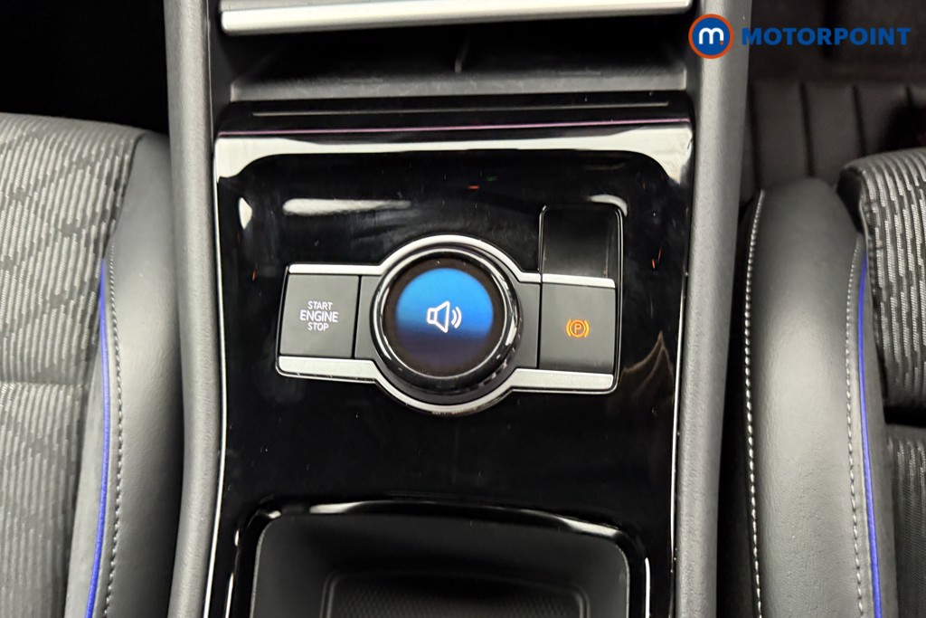 Volkswagen Tiguan R-Line Automatic Petrol Plug-In Hybrid SUV - Stock Number (1579878) - 11th supplementary image